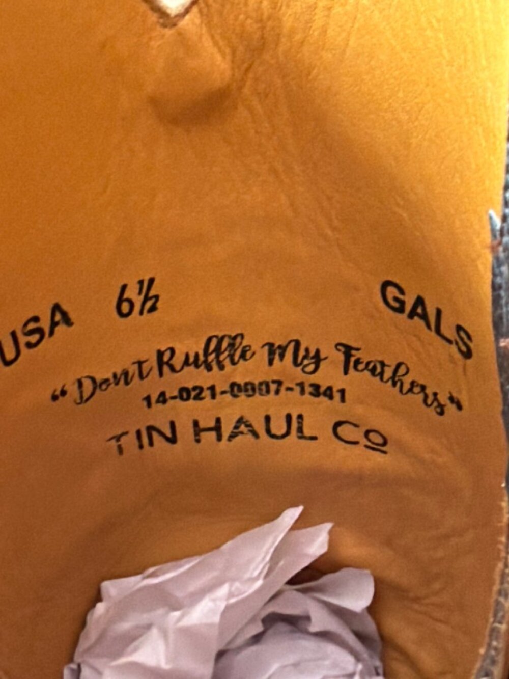 Tin Haul Boots Don't Ruffle My Feathers Angel Wing Women's Siz 6.5 Used w/Box - Picture 8 of 16